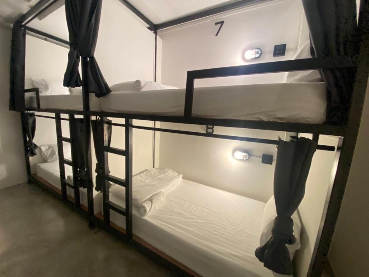Хостел Bed Station Ban Madua Wan Екстер'єр фото